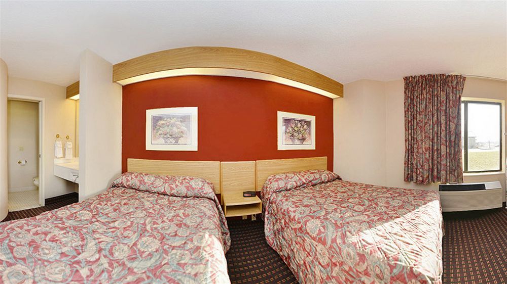 Americas Best Value Inn And Suites Lee'S Summit-Kansas City Exterior foto