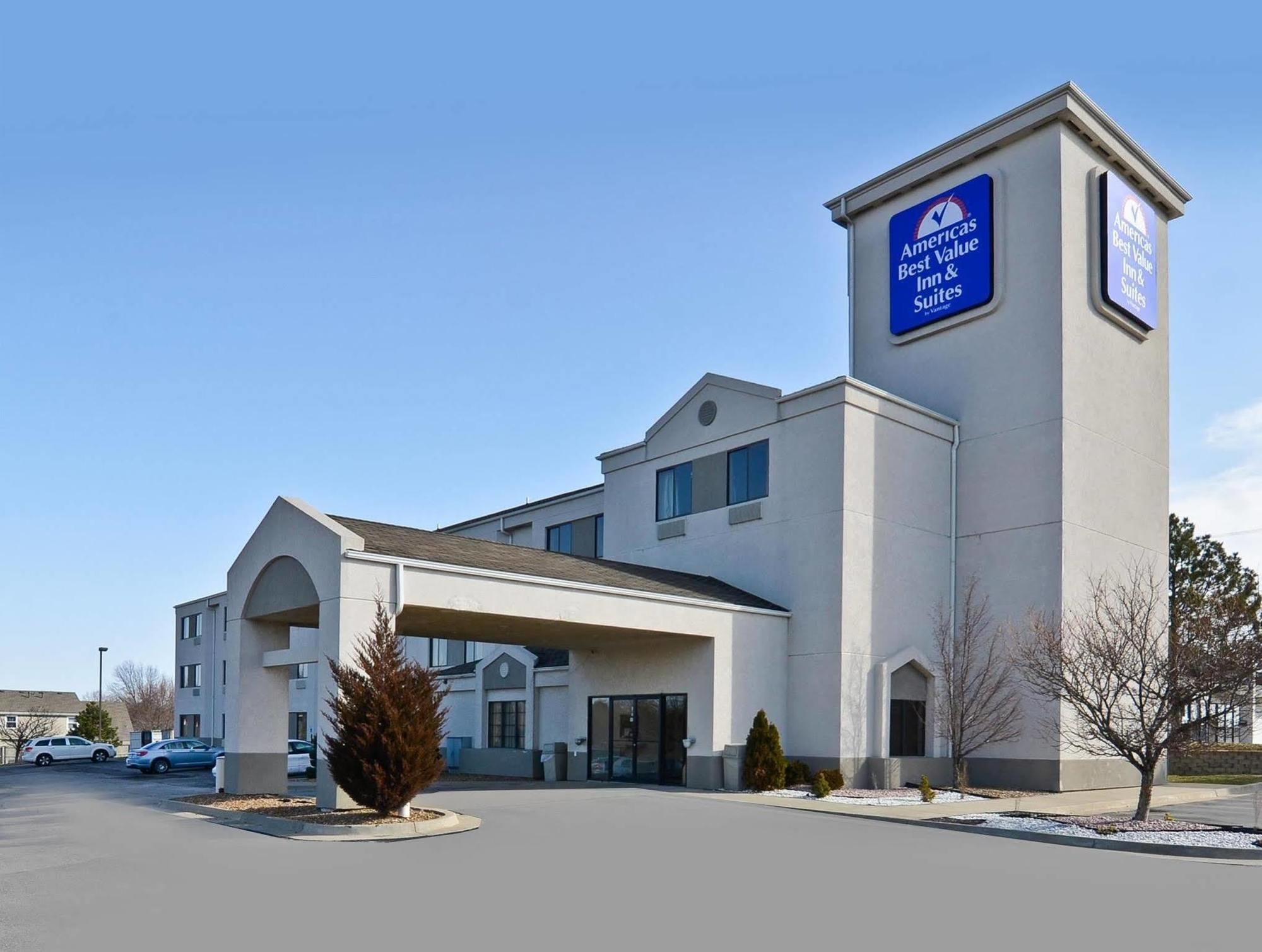Americas Best Value Inn And Suites Lee'S Summit-Kansas City Exterior foto